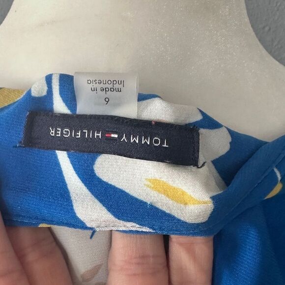 Tommy Hilfger Size 6 Floral Blue Dress - Picture 4 of 6